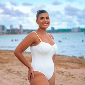 Maiô Ana branco