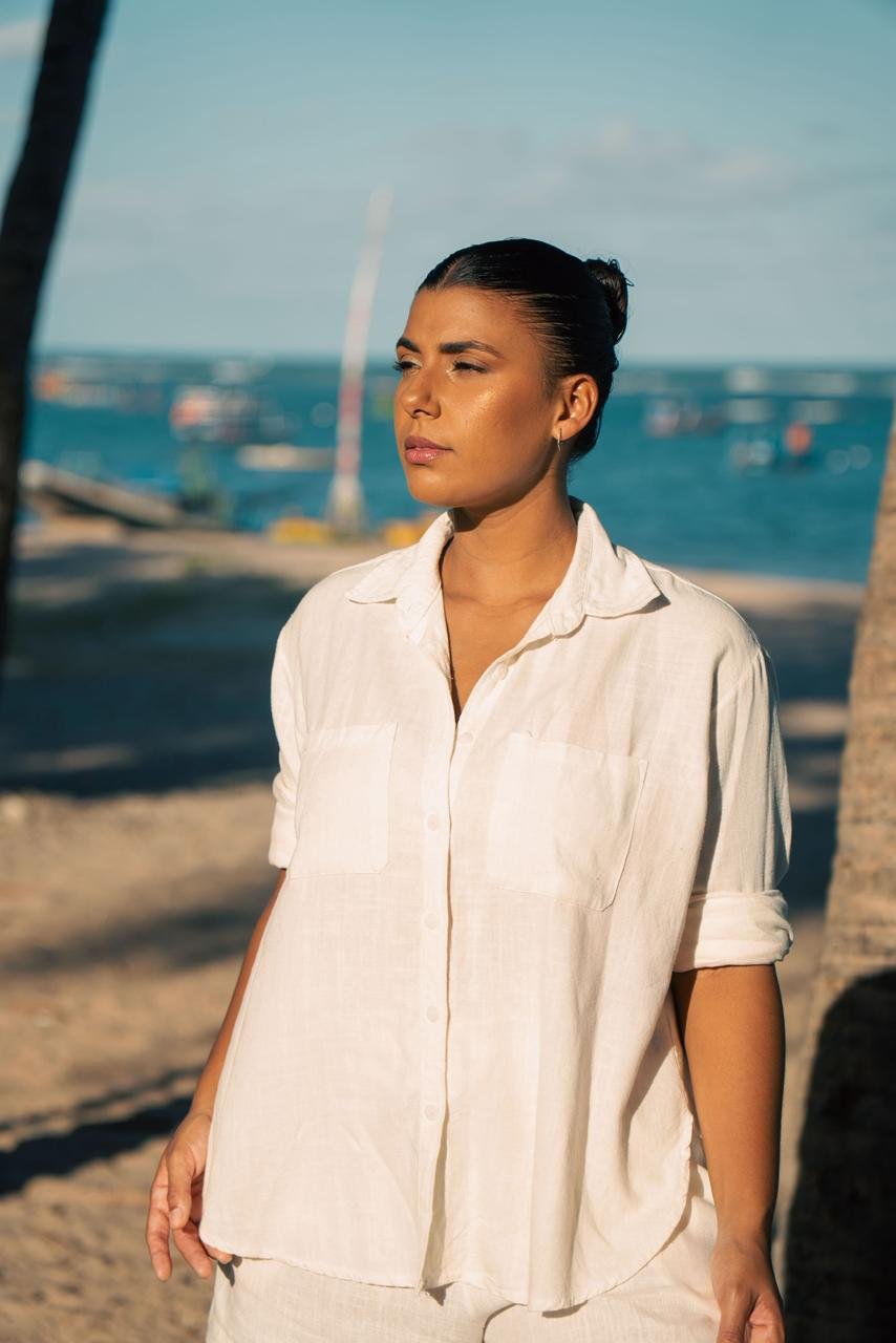 Camisa em linho branca